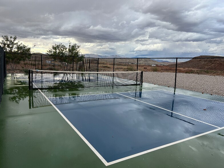 Building Photo - 2998 Photinia Dr