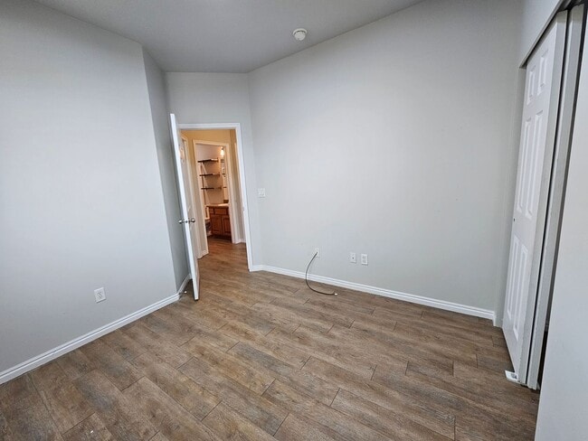 Building Photo - 3 Bedroom, North Salt Lake Gem with RV Parking, Workshop & Spacious Backyard Retreat