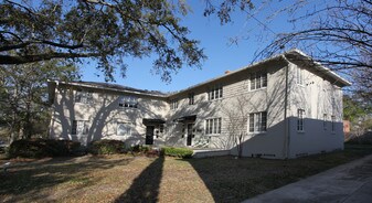 Primary Photo - 2247 Riverside Ave