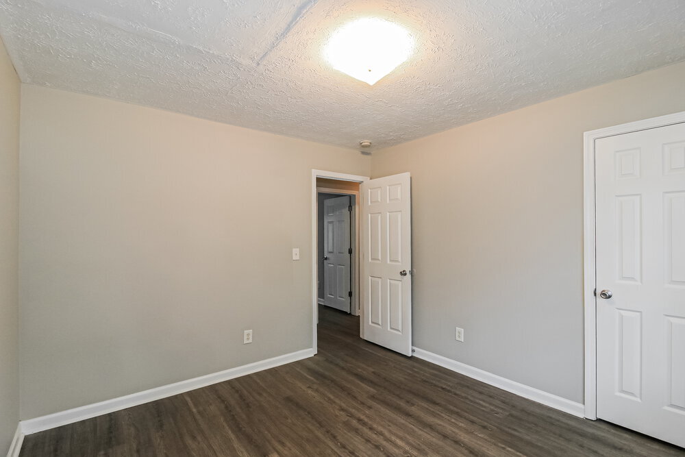 Building Photo - 20 Carver Dr