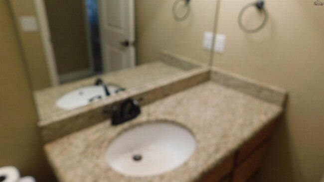 Building Photo - 118 Stonebridge St