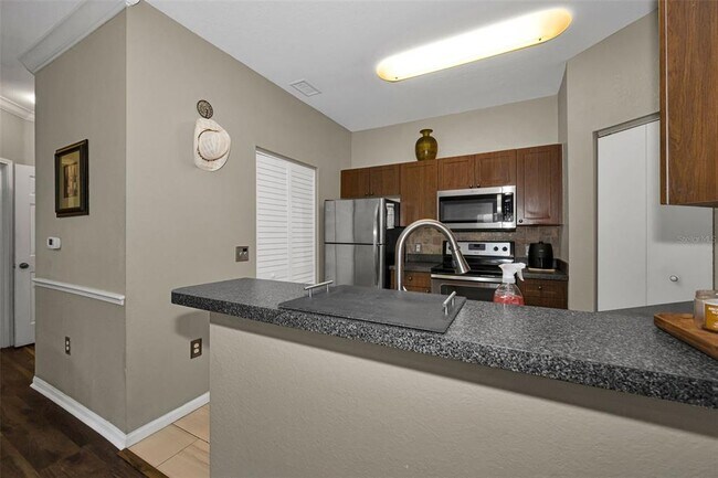 Building Photo - 2141 Portofino Pl