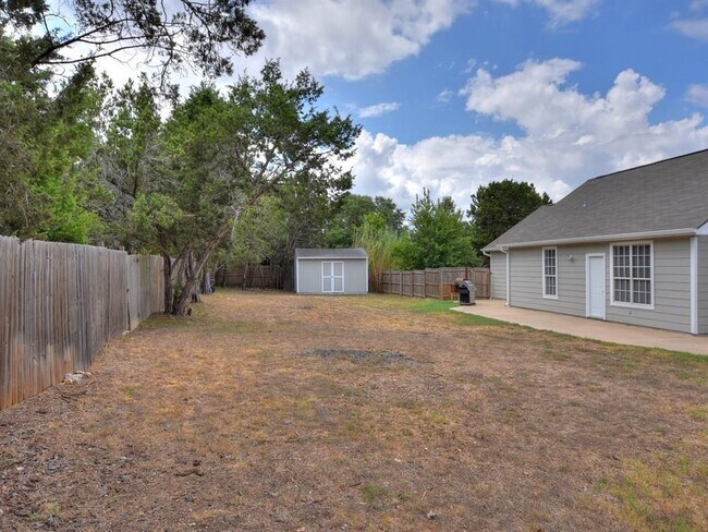 Building Photo - 600 Grand Prairie Cir