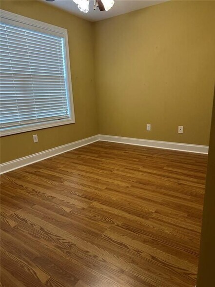 Building Photo - 3910 Piney Brook Dr