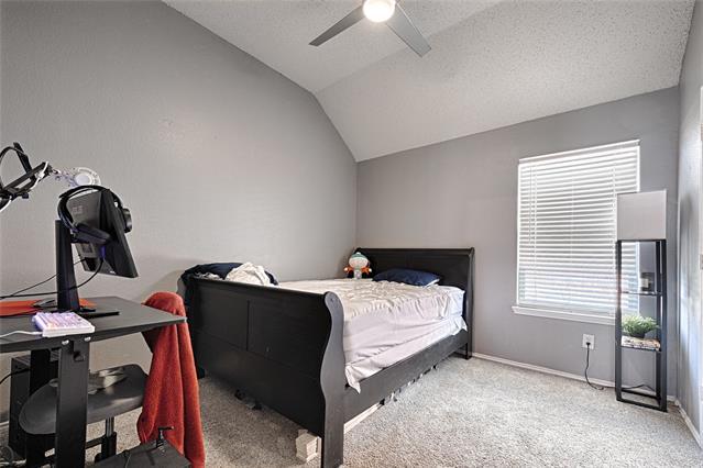 Building Photo - 903 Gillon Dr