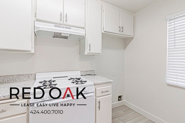 Building Photo - 3710 E Fountain St