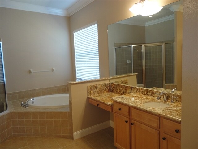 Building Photo - 8346 Old Town Dr