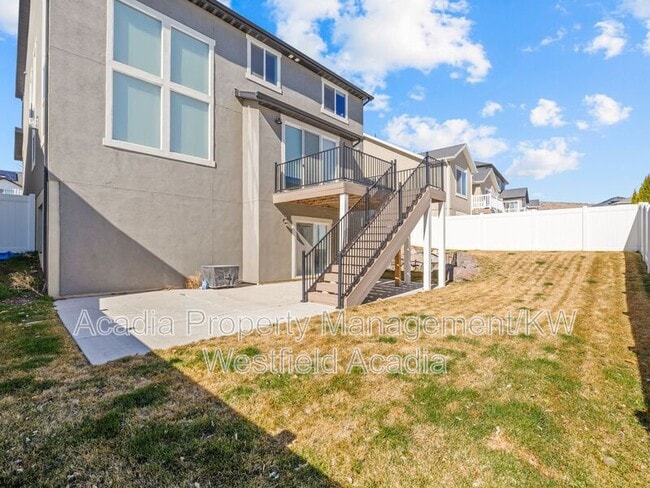 Building Photo - 136 N Desert Sage Dr