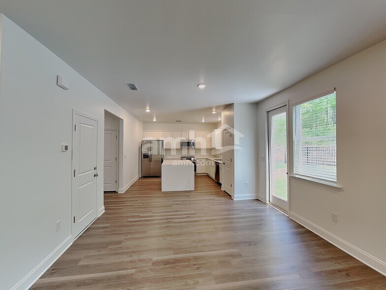 Building Photo - 1648 Aquamarine Dr