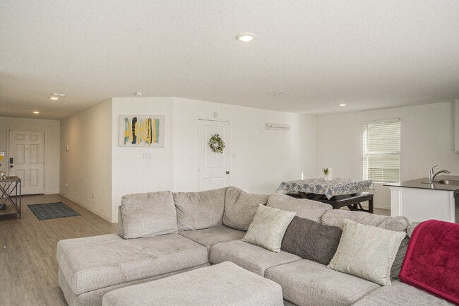 Building Photo - **First Month Rent Special**50% Off First Month Rent**Call Today! "Spacious 4-Bed, 3-Bath Gem in ...