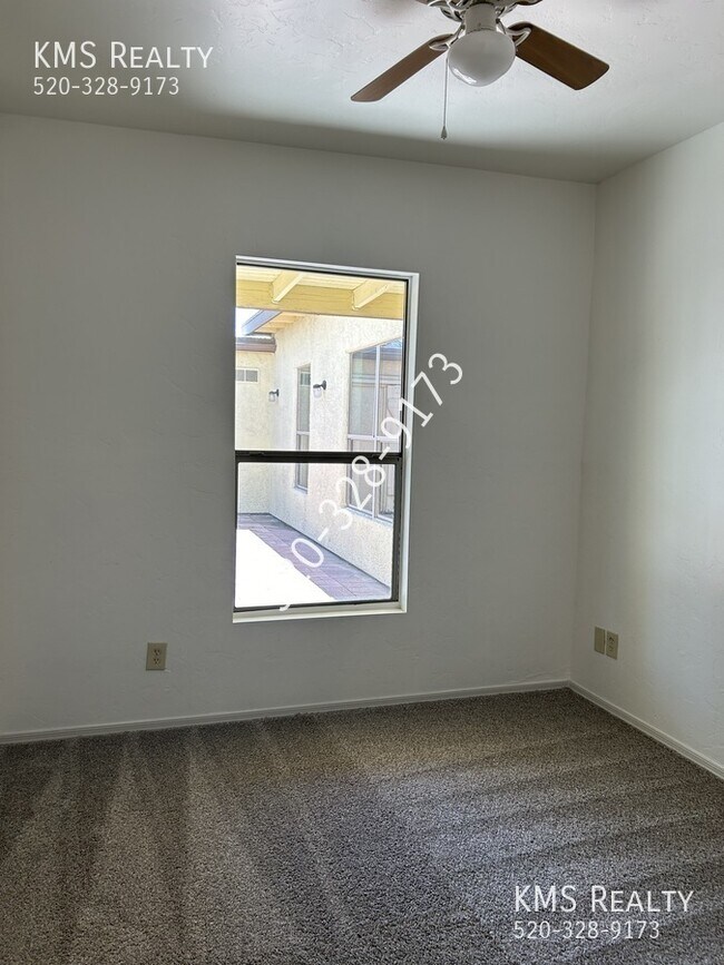 Building Photo - 781 N Anita Ave