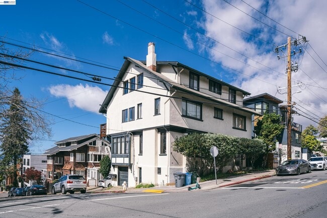 Building Photo - 2905 Channing Way