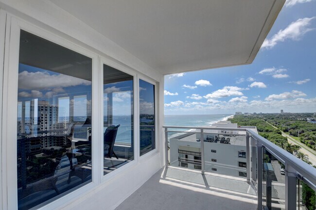 Building Photo - 2066 N Ocean Blvd
