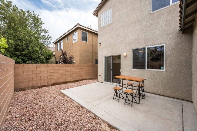 Building Photo - 10879 Florence Hills St