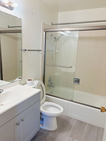 Building Photo - 1219 T St