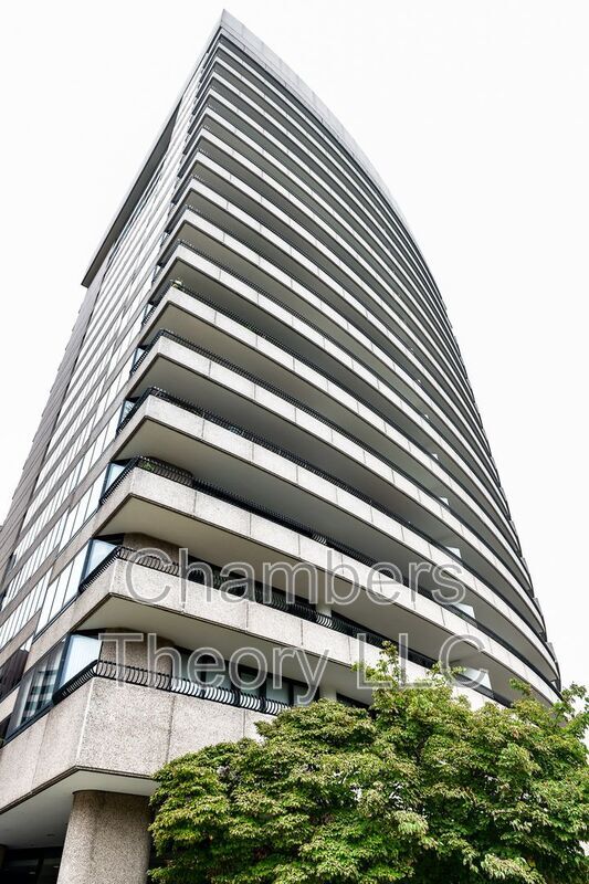 Building Photo - 1200 Crystal Dr