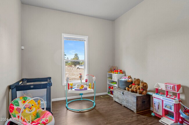 Building Photo - 401 Kaibab Ave