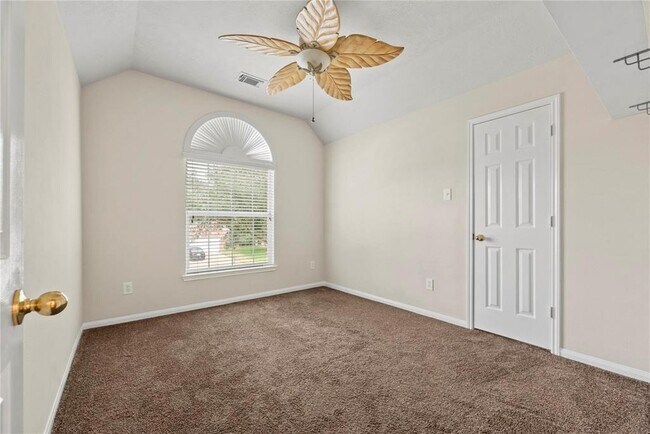 Building Photo - 6411 Briar Moss Ln