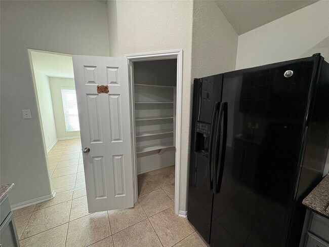 Building Photo - 18326 W Hardy Rd