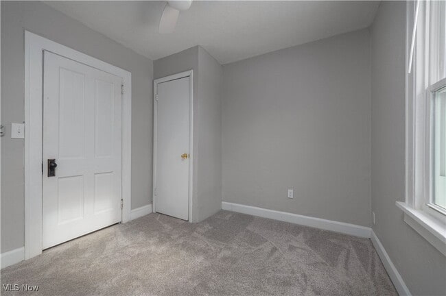 Building Photo - 218 Roxboro Rd