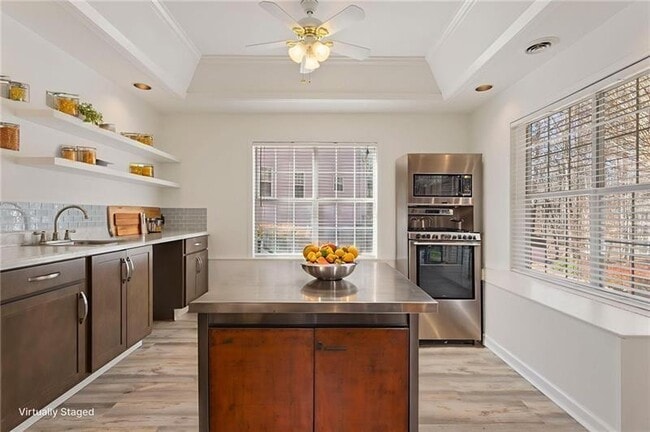 Building Photo - 133 Parkstone Way