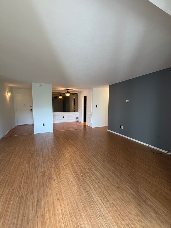 Building Photo - 20 Dougherty Blvd