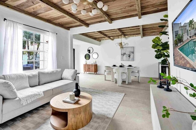 Building Photo - 435 35th St