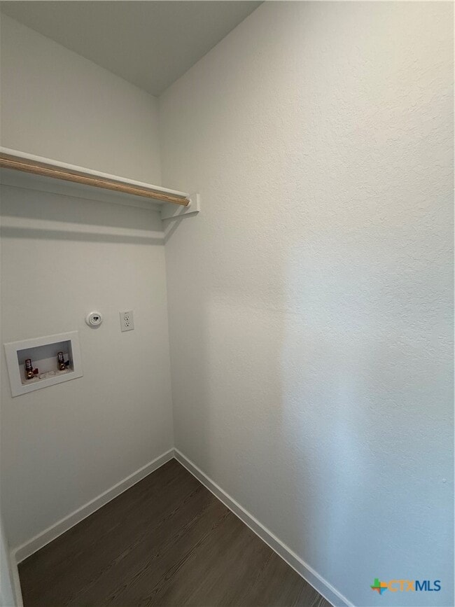 Building Photo - 315 Moscato Rd