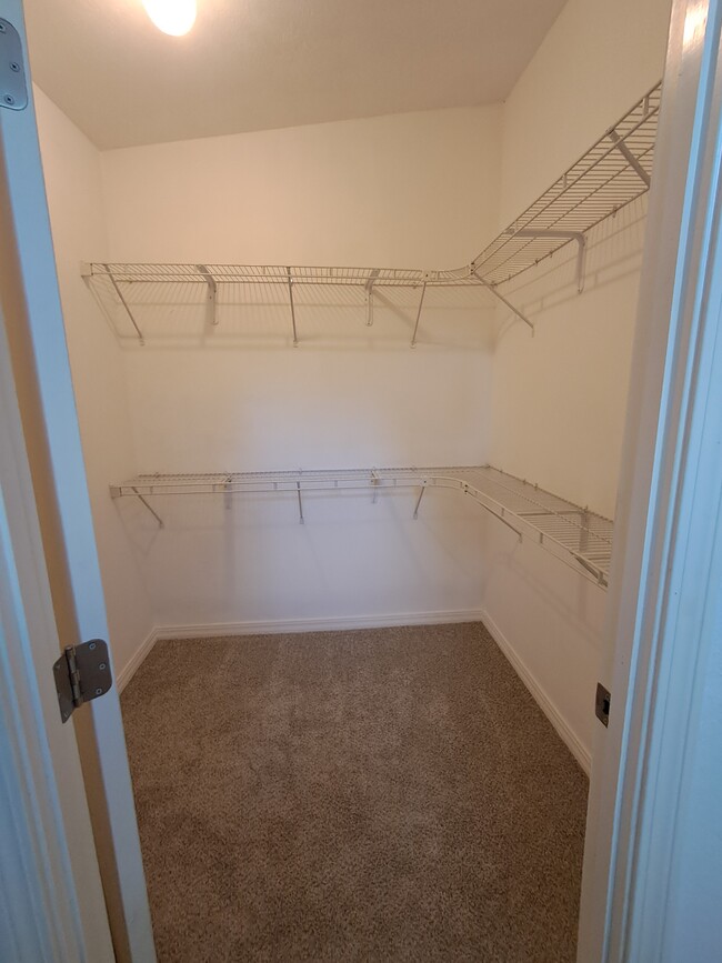 Master closet - 403 Quail Hollow Rd