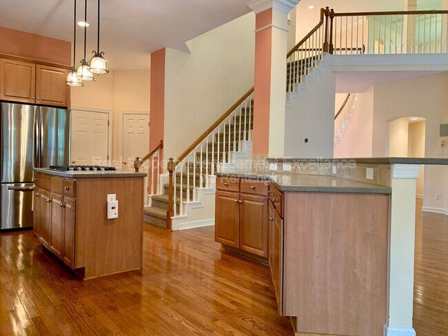 Building Photo - 411 Hogan Woods Cir