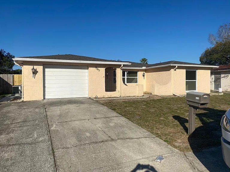 Building Photo - 9105 Hermitage Ln