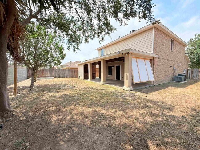 Building Photo - 11217 Pedrosa St