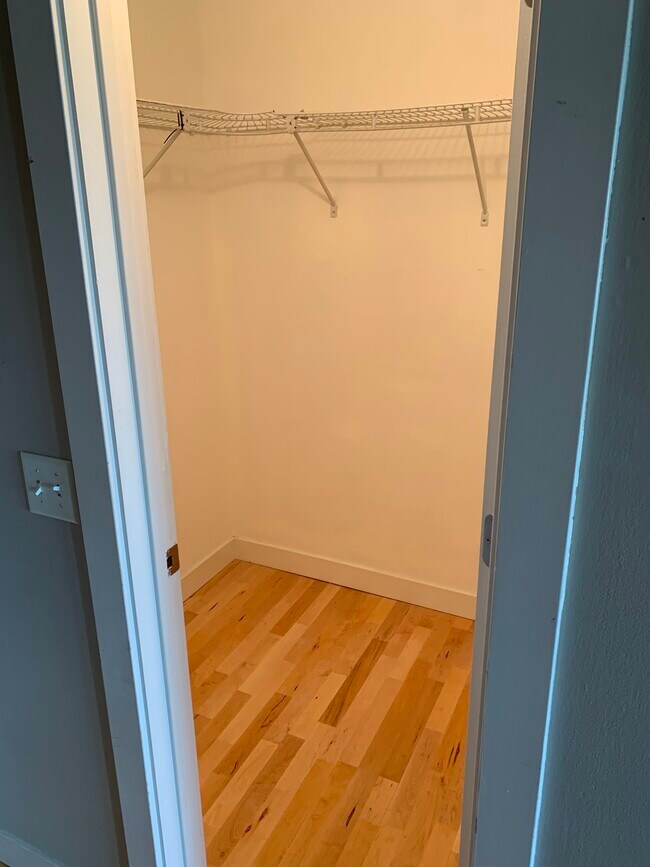 Entry way closet - 2800 W 44th St