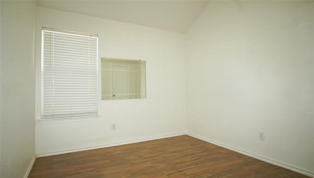 Building Photo - 926 Timber Oaks Ln