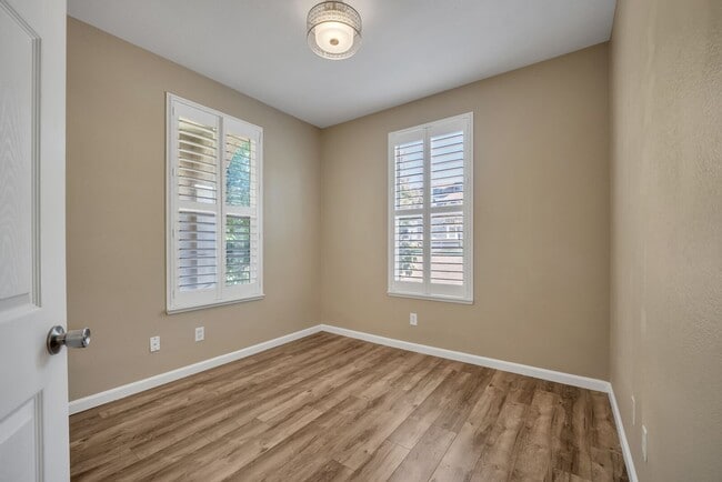 Building Photo - 2736 San Juan Rd