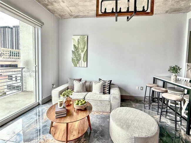 Building Photo - 234 NE 3rd St