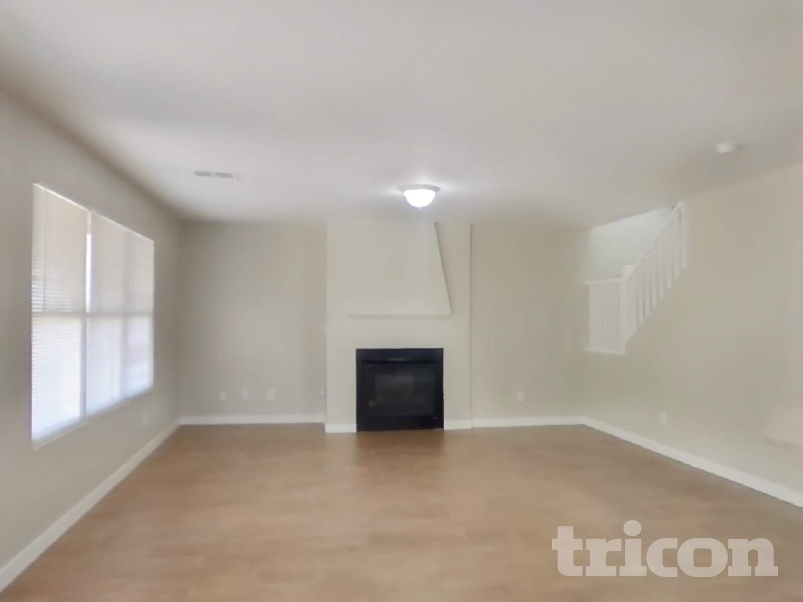 Building Photo - 5213 S 23rd Pl