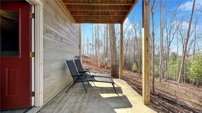 Building Photo - 374 Prince Dr