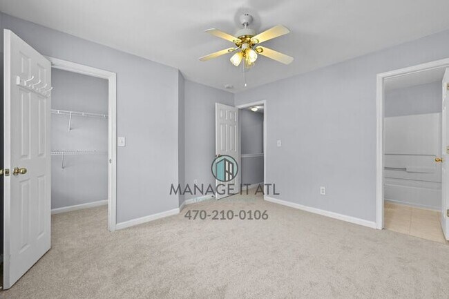 Building Photo - 2-bedroom, 2.5-bathroom Condominium in the heart of Peachtree Corners
