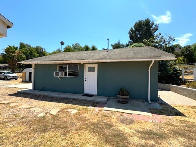Building Photo - Spacious Guest Cottage in rural Moorpark