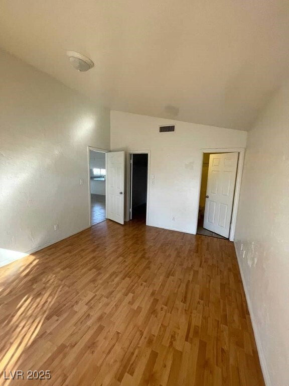 Building Photo - 3948 N Applecrest St