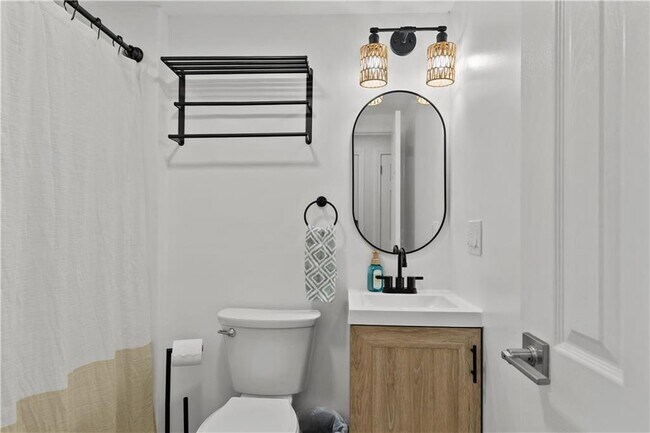 Building Photo - 12 Granada Ter