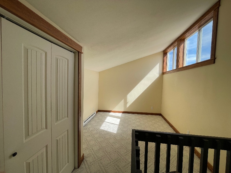 Building Photo - 23140 Schussmark Trail