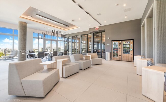 Building Photo - 9600 S Dixie Hwy