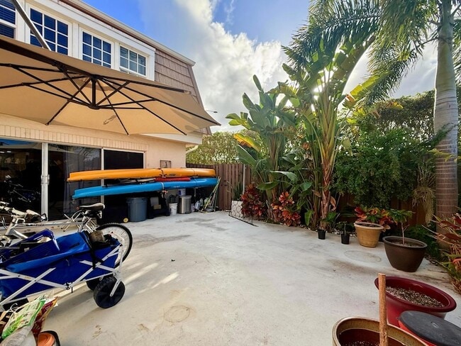 Building Photo - 11584 Winchester Dr