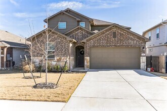 Building Photo - 204 Royal Palm Way