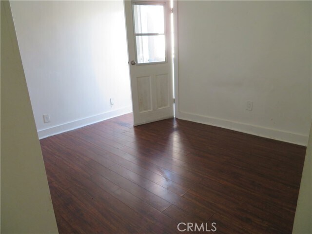 Building Photo - 3923 Normandie Ave