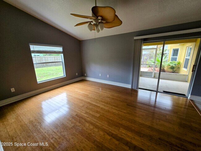 Building Photo - 1662 Tigard St SE