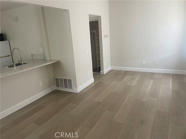 Building Photo - 3703 S Country Oaks Loop