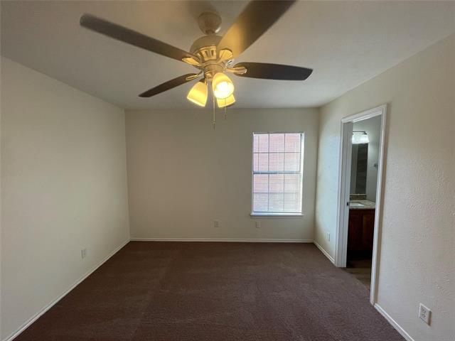 Building Photo - 821 Loganwood Dr